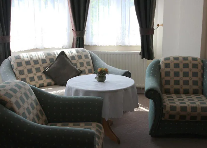 Ferienvermietung: Villa Jagdhaus