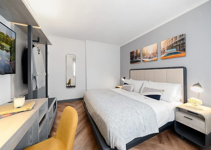 Citadines Connect Fifth Avenue