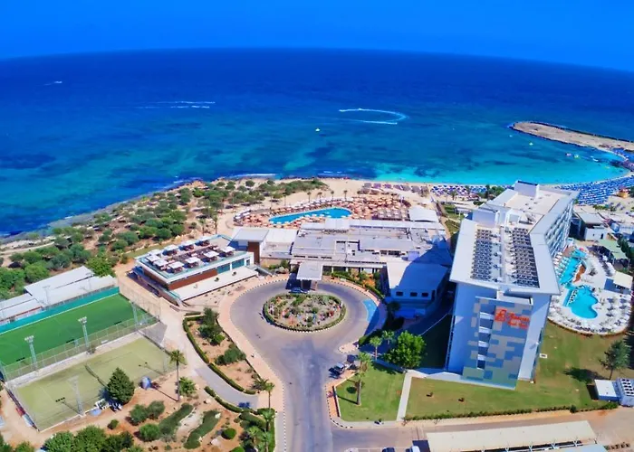 Zentrales Hotel: Asterias Beach Hotel