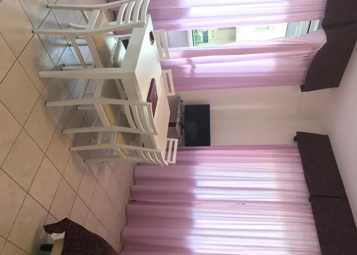 3-Sterne-Hotel: Roma Suite Apartments