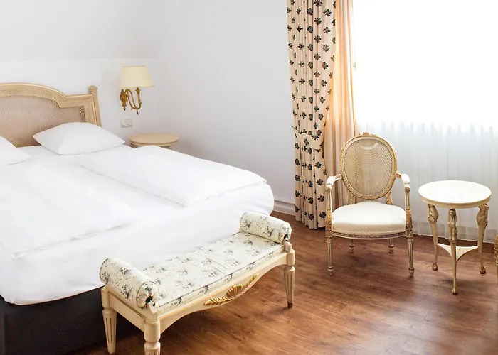 Romantisches Hotel: DORMERO Hotel Halle