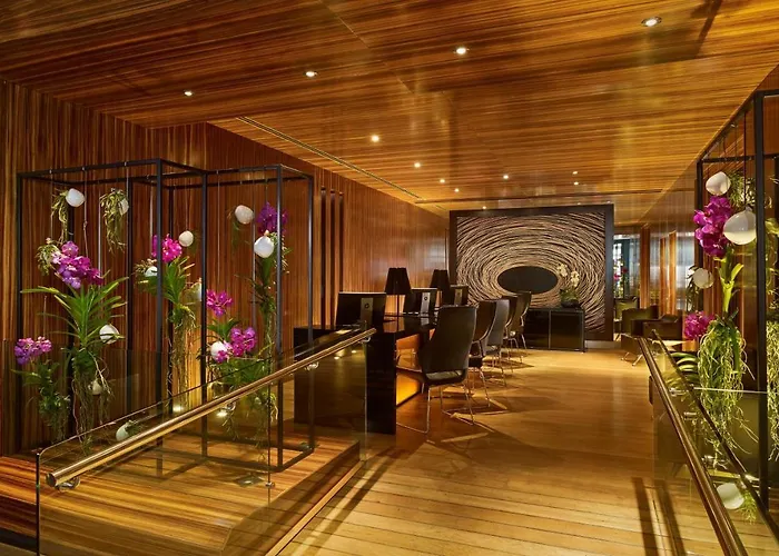 5-Sterne-Hotel: Plaza On The River