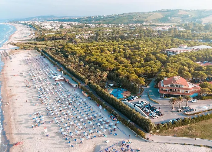 Hotel mit Pool: Salinello Village